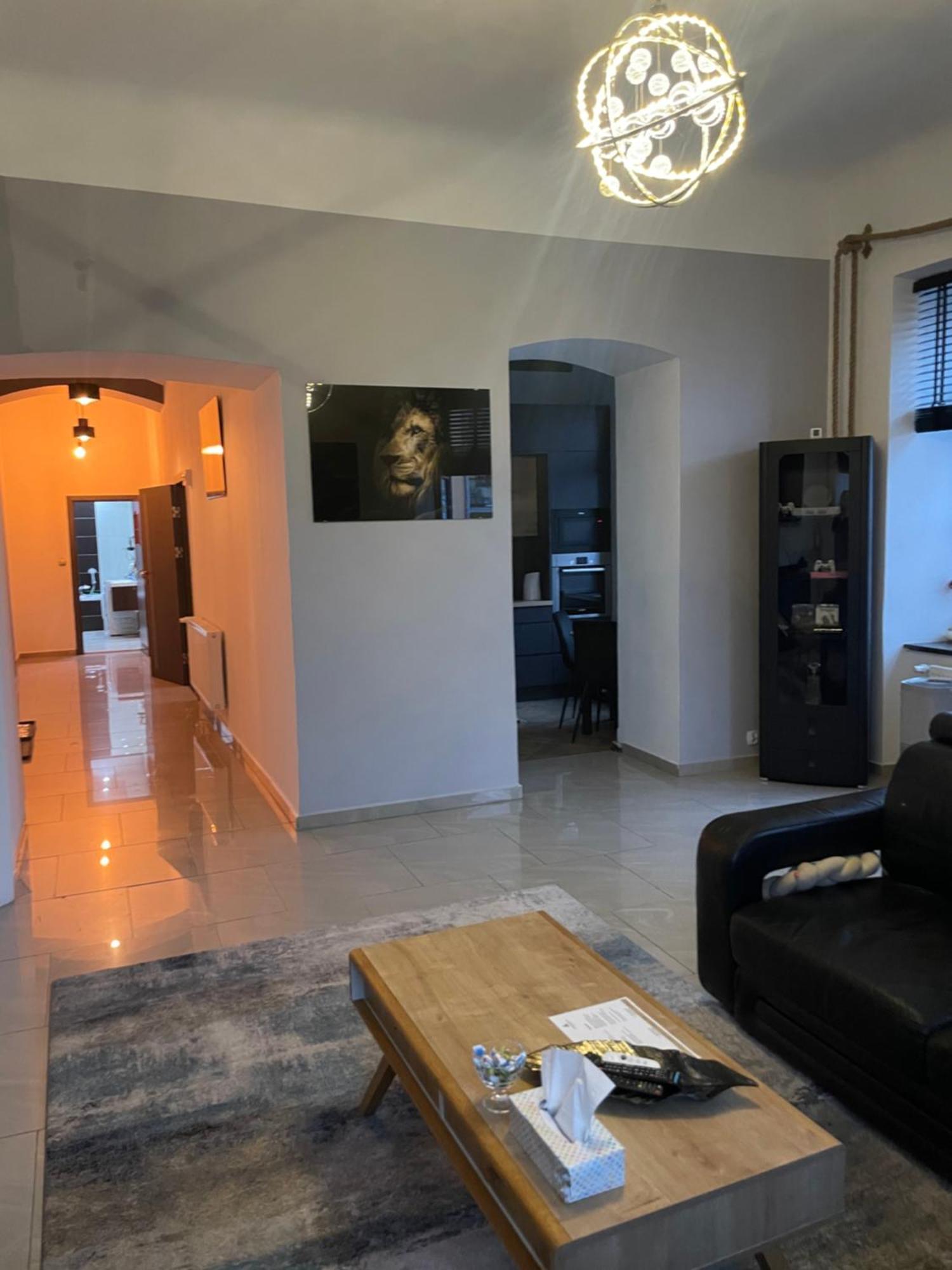 Apartament W Centrum Przy Studni 102M2 Lägenhet Chełm Exteriör bild